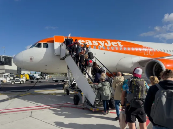 Головна 154 EasyJet повертається до головного аеропорту Великої Британії через 6 років після закриття…