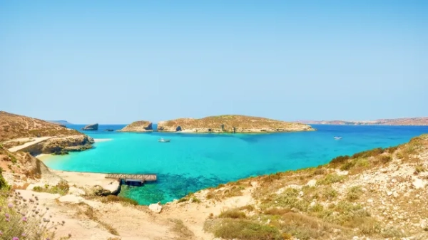 Британці відмовляються від Канарських островів заради «розумної альтернативи» з 300 сонячними днями 4