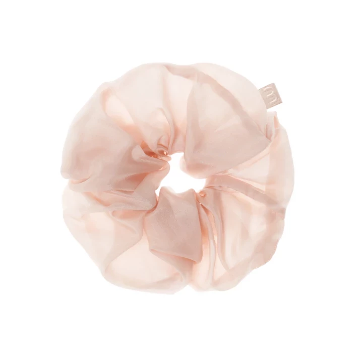 VOGUE UA: Плани. Пункт 10: Довге та пишне волосся.
8