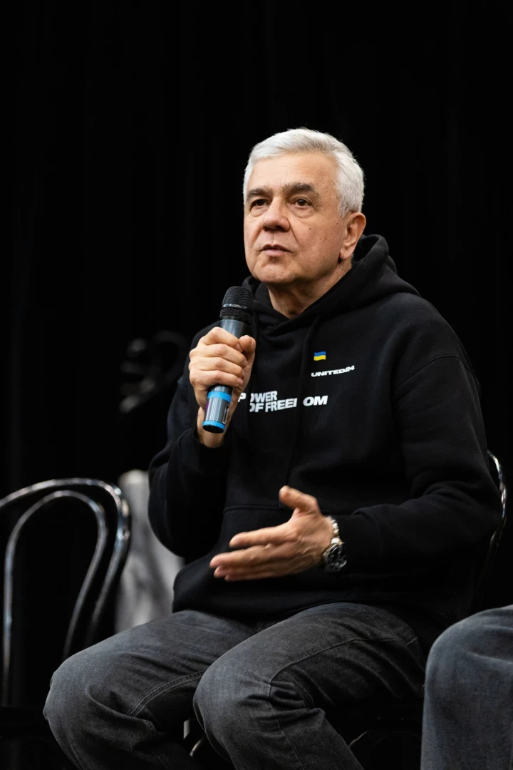 Вечір "Сенси сьогодення": культура підтримки в театрі Лесі Українки
1