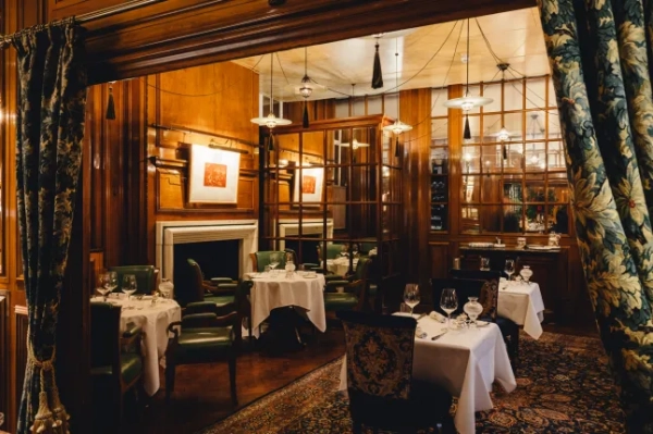 Я провів 16 годин у лондонському районі The Ned, що коштувало мені 1410 фунтів стерлінгів — ось моя чесна думка 25