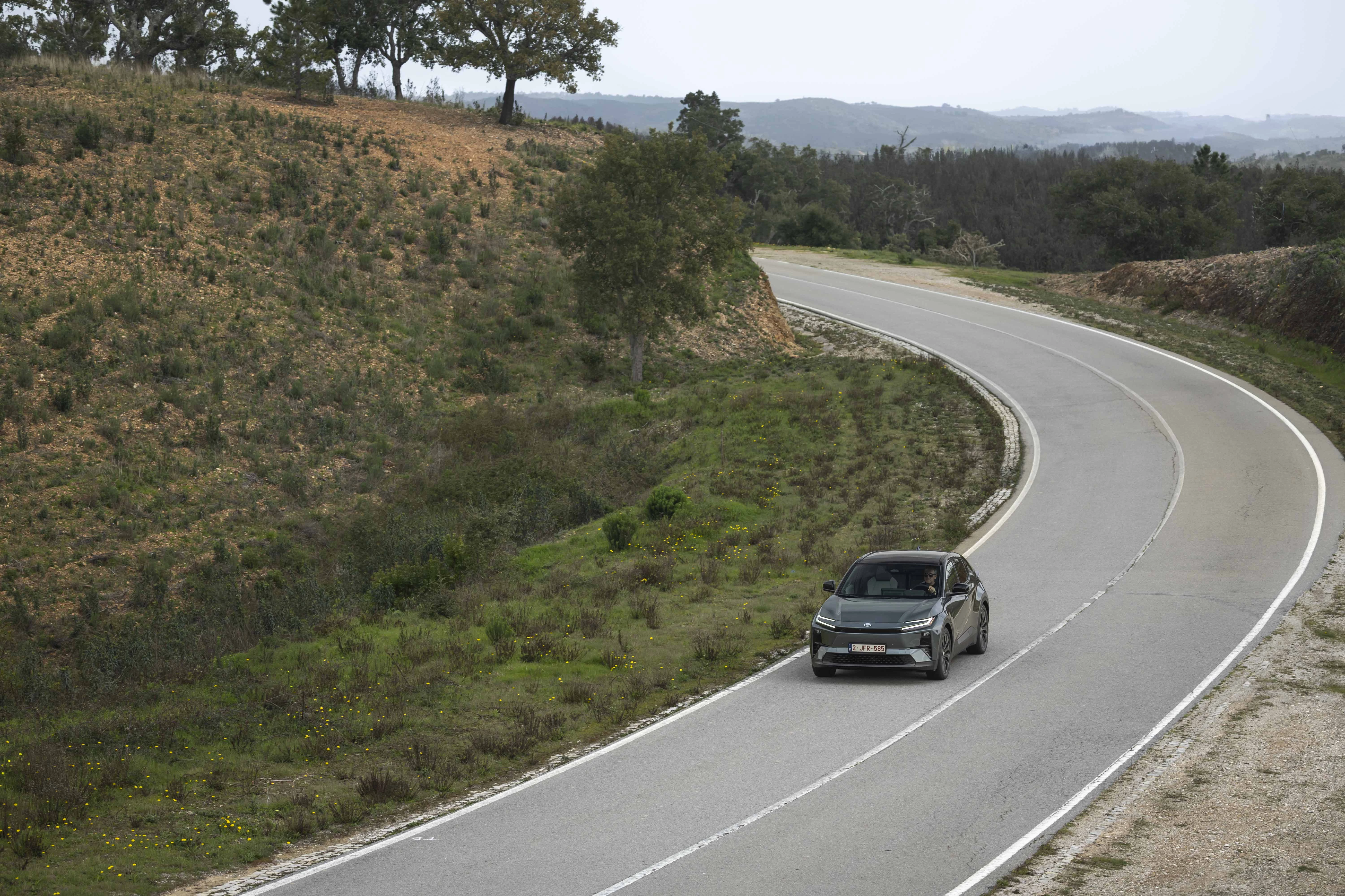 Toyota C-HR+: Електричний кросовер, що переосмислює стандарти
6