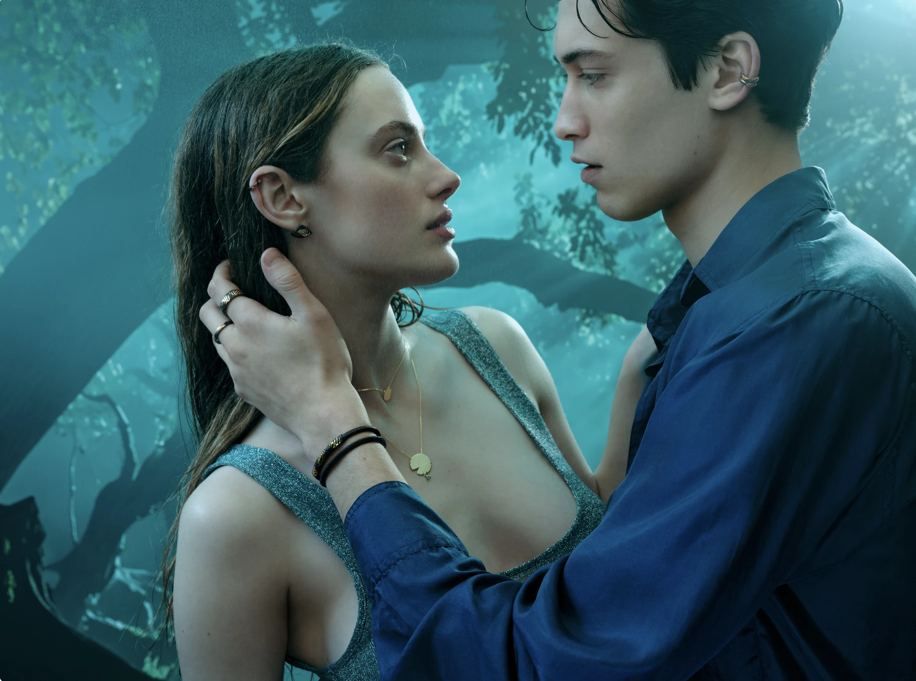 SOVA й "Мавка. Щира казка": коштовне втілення українського переказу 22 SOVA й "Мавка. Щира казка": коштовне втілення українського переказу
7