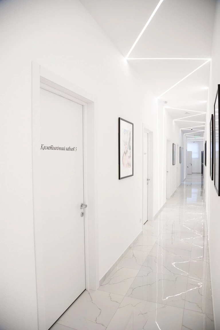 Обличчя без почервоніння: дієвий метод від судинних зірочок
2