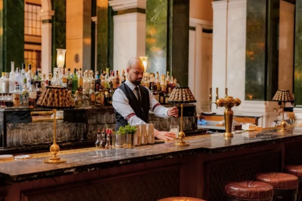 Я провів 16 годин у лондонському районі The Ned, що коштувало мені 1410 фунтів стерлінгів — ось моя чесна думка 20