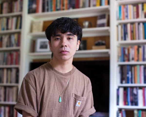 Як Оушен Вуонґ, автор, здобув славу в сучасній літературі