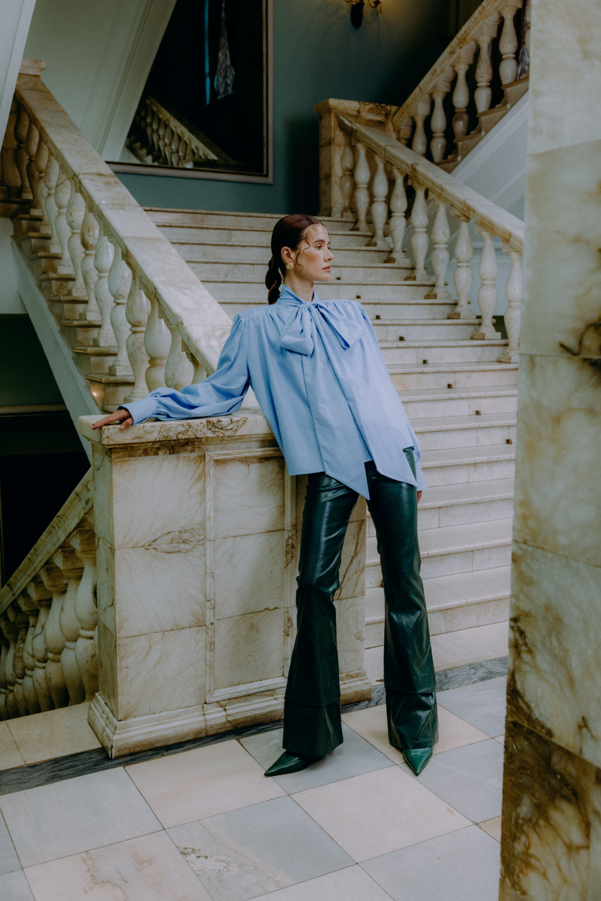 Бойові дії продемонстрували незмінне прагнення людей до стильного одягу, навіть у важкі періоди. Розмова з власницею марки Bazhane, Анною Шведовою.
32