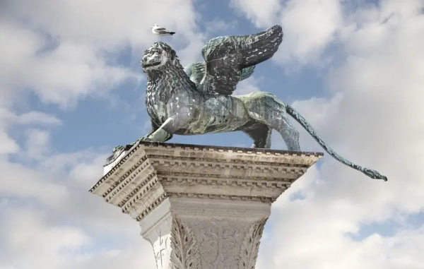 Венеційське бієнале: спалах у сербському павільйоні - культурні вісті 4 Венеційське бієнале: спалах у сербському павільйоні - культурні вісті 4