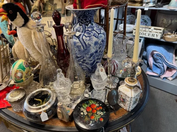 Ця занедбана перлина Дорсету має мистецтво світового класу та «найхимерніший» туалет у Великій Британії 13