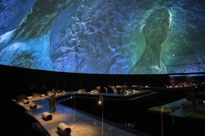 Amouage: Зміни у шанованому парфумерному домі.
4