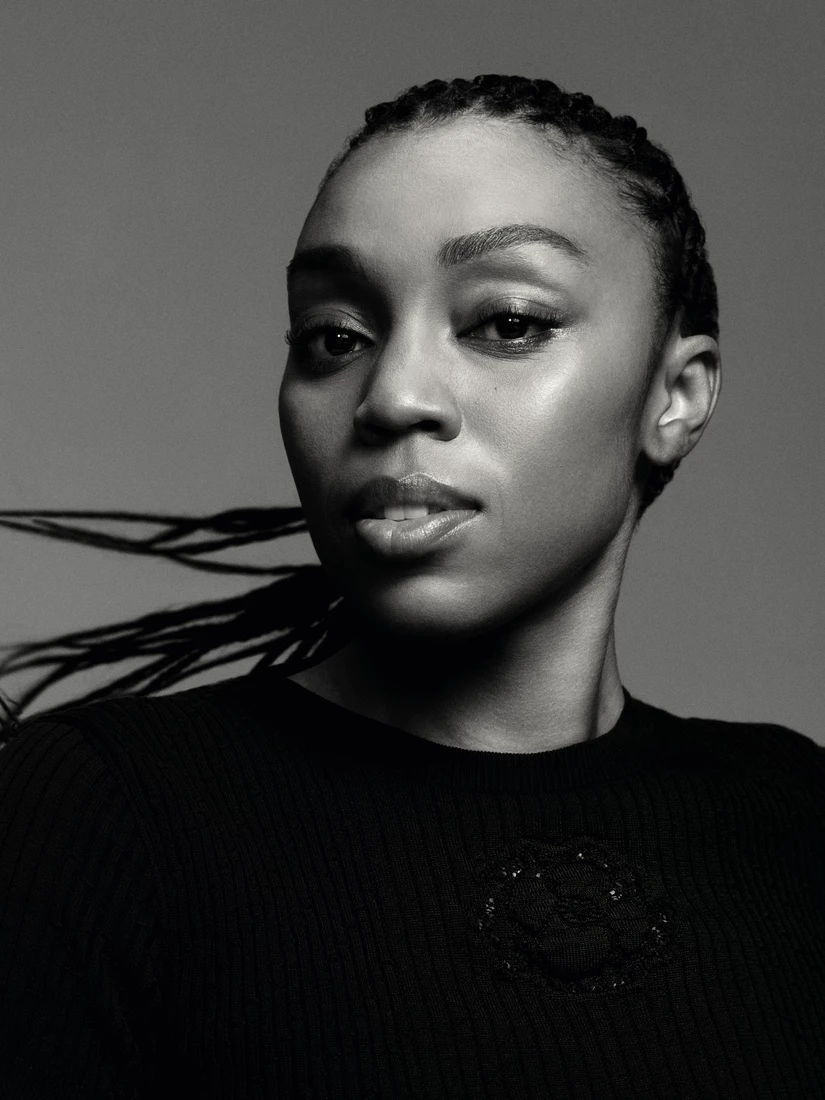 Рене Монтгомері1