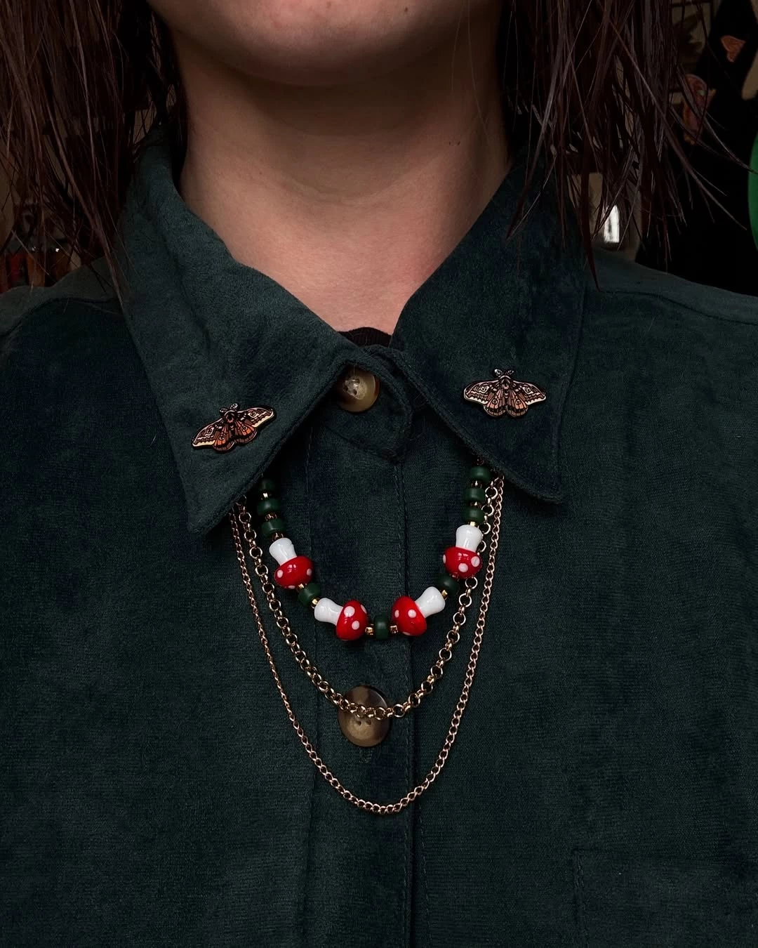 Instagram @ofmoth_andflame1