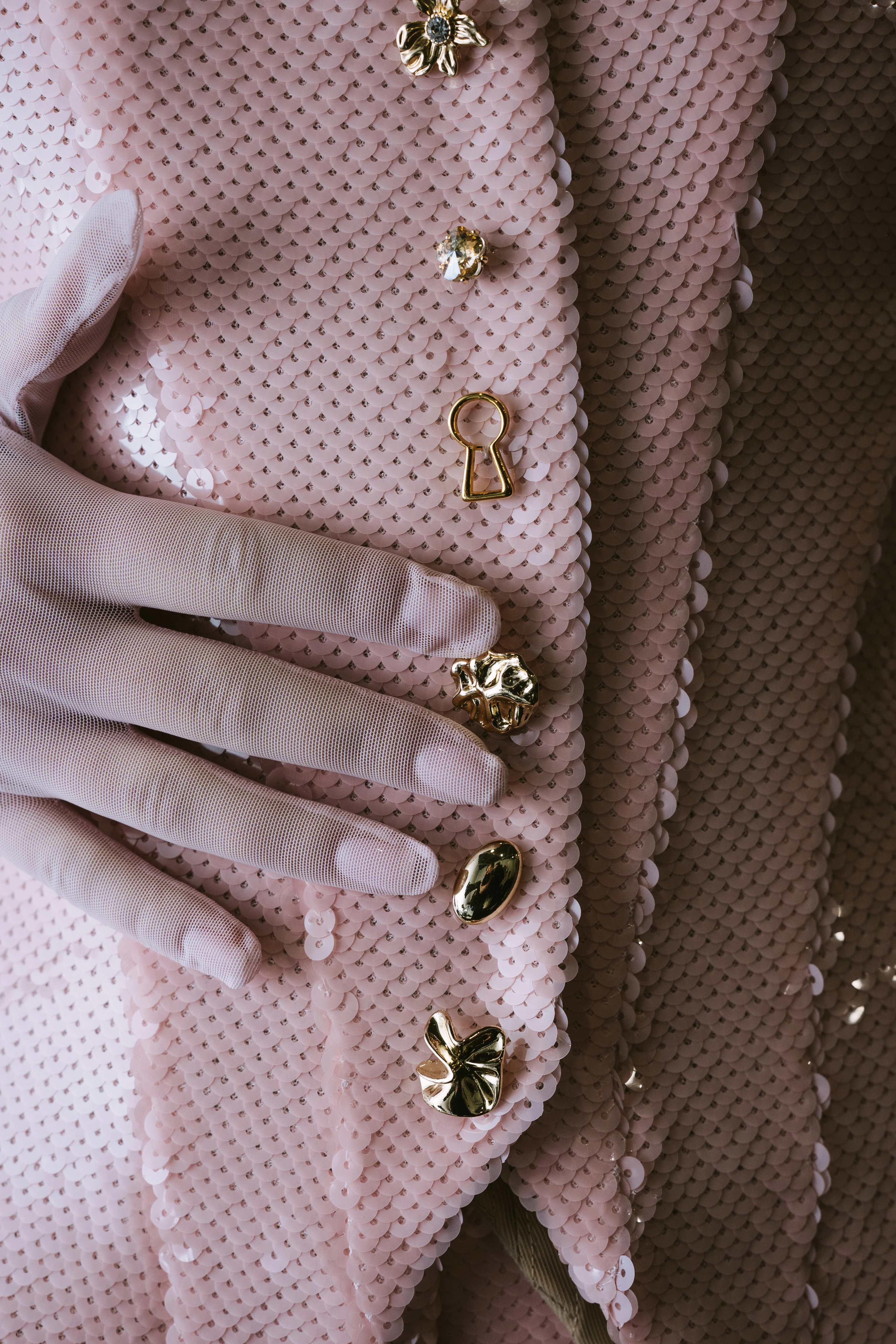 Історична розвідка: марка TONiA презентувала свіжу лінійку на Ukrainian Fashion Week
5