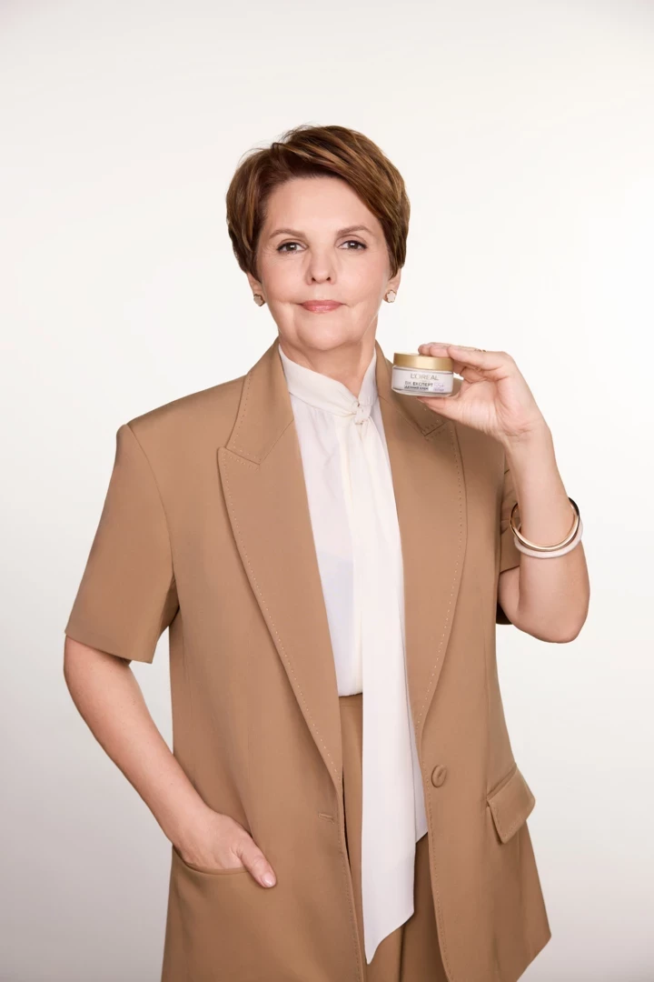 Олена Фроляк, телеведуча та представниця лінійки Age Expert L'Oréal Paris, – про міць, роки, улюблену косметику та літературу
6