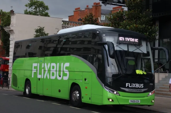 Великодні подорожі стали дешевшими завдяки новому квитку на автобус за 5 фунтів стерлінгів у 100 містах Великої Британії 2