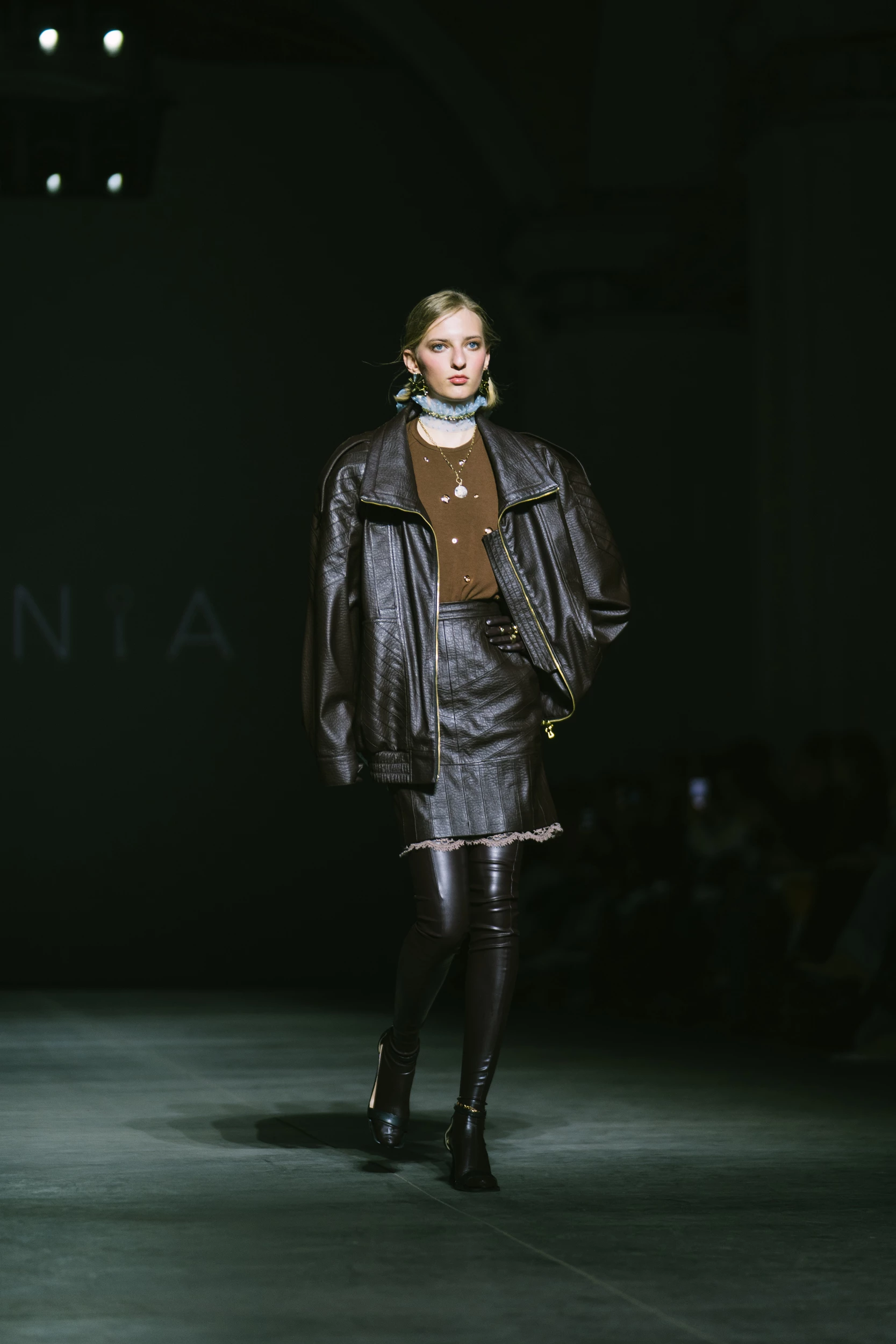 Історична розвідка: марка TONiA презентувала свіжу лінійку на Ukrainian Fashion Week
4