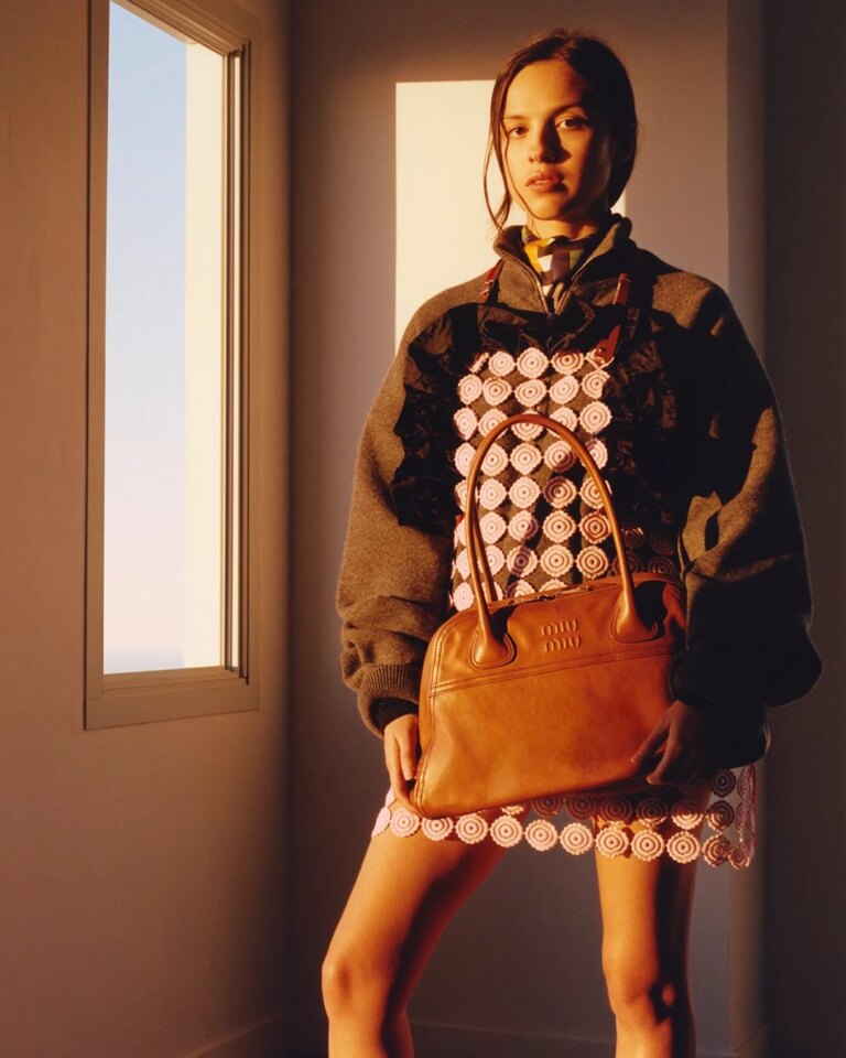 Від зірок подіумів до лідерок думок: топ 5 популярних стильних жінок, які поступово перетворюються на ікони стилю 9