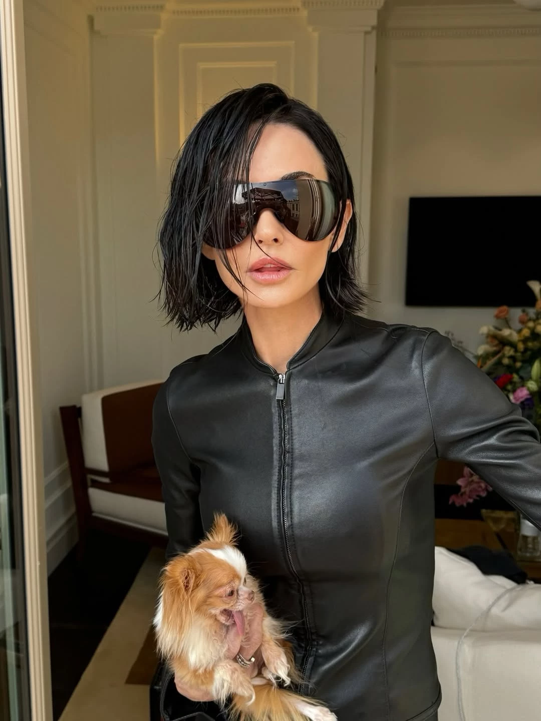 Демі Мур радикально змінила зовнішність, позбувшись свого знаменитого волосся.
0