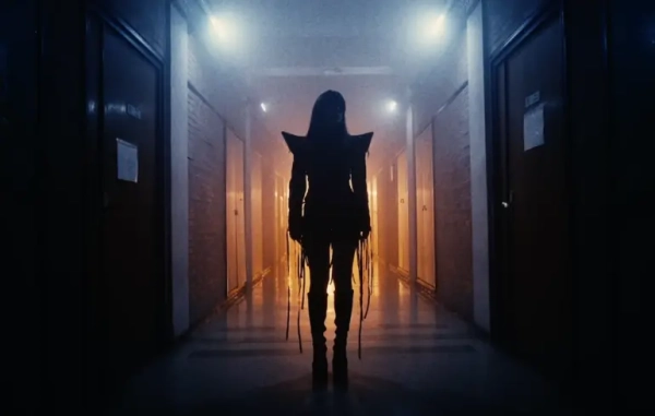 Вимагають заборонити румунську пісню для Євробачення: галас довкола Choke Me - культурні події 10