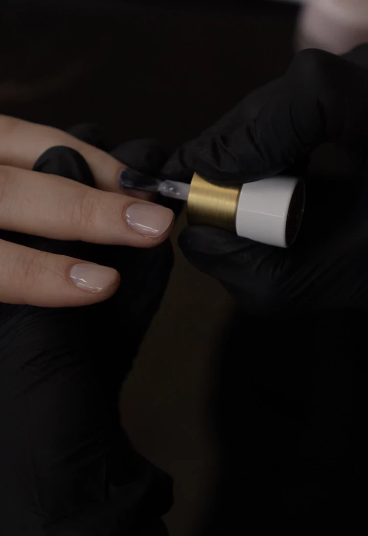 Трендовий манікюр для буднів: натхнення з Мілану
3