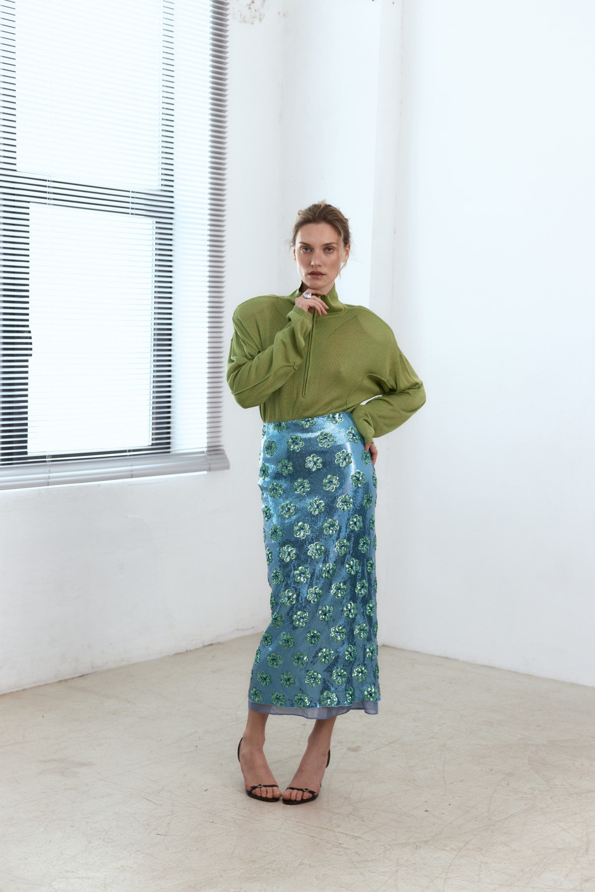 Бойові дії продемонстрували незмінне прагнення людей до стильного одягу, навіть у важкі періоди. Розмова з власницею марки Bazhane, Анною Шведовою.
19