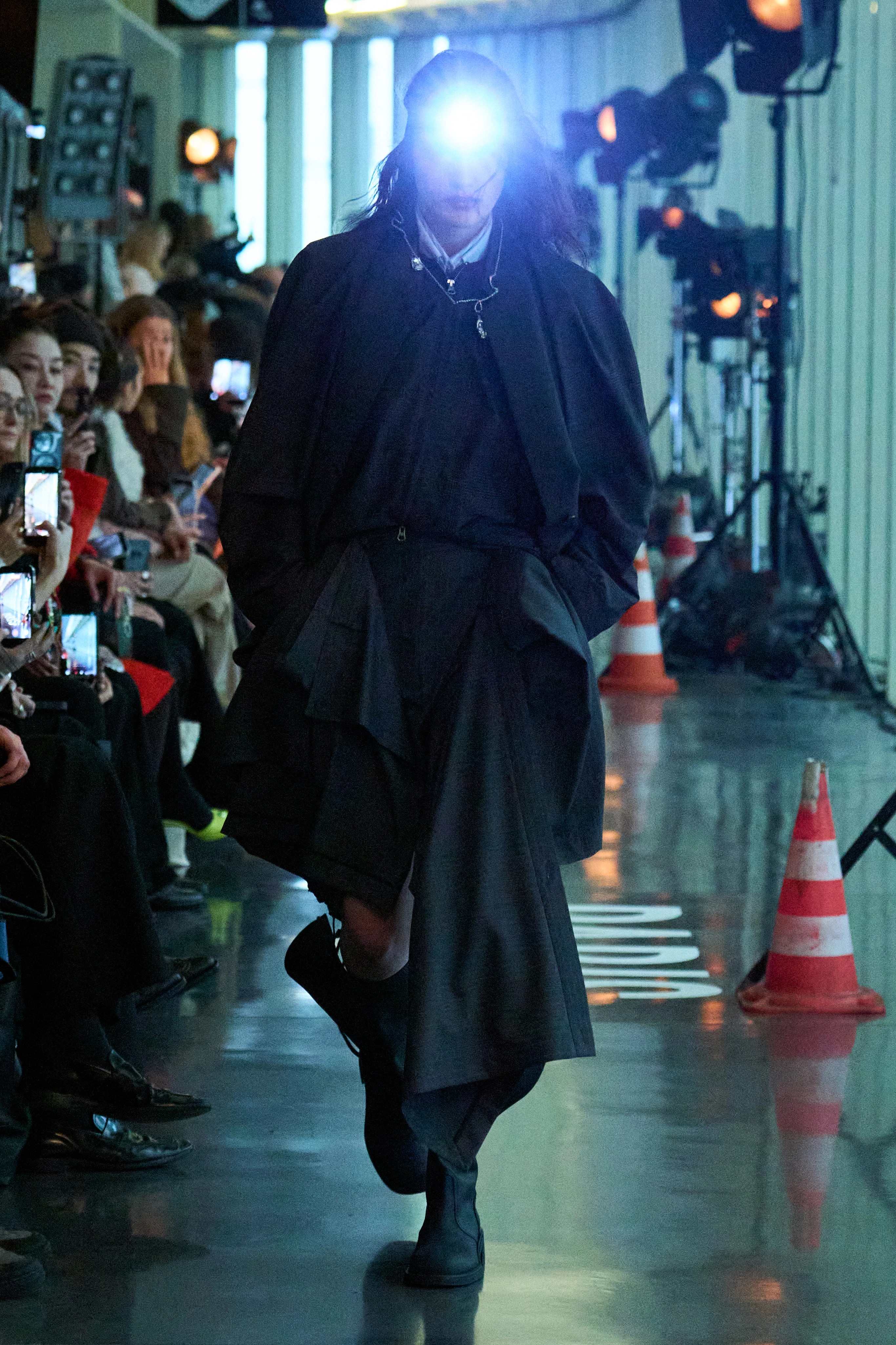 Незгасиме світло: LITKOVSKA освідчилась Києву в новій збірці. 8 Незгасиме світло: LITKOVSKA освідчилась Києву в новій збірці.
0