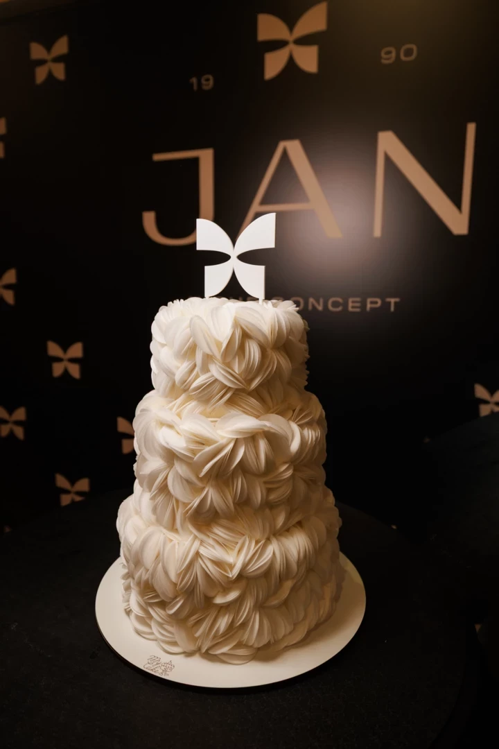 "Леонардо" представляє: новий відділ ексклюзивних ароматів
7