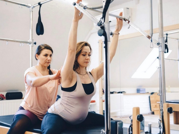 Пілатес для вагітних: поради тренерки щодо безпечних та спокійних тренувань 5