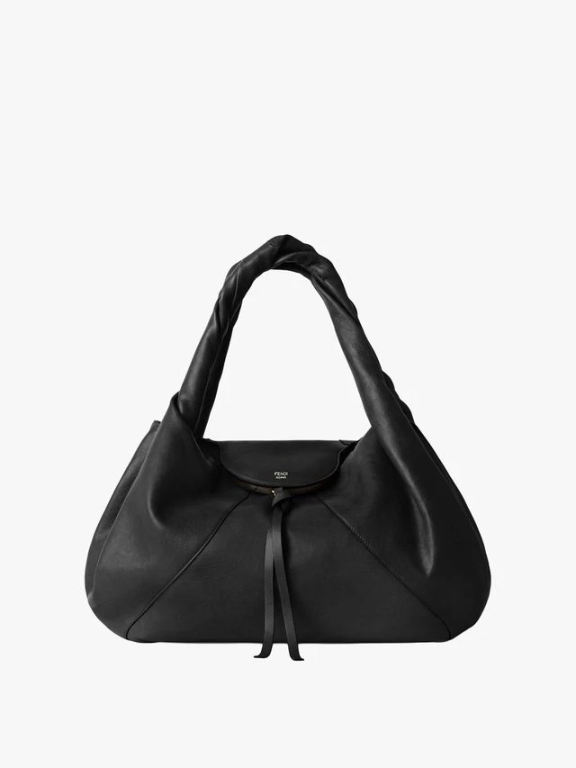 Чи варті перепродажу брендові сумки у 2026?
16