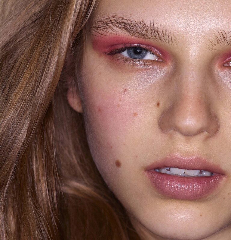 Коли краще мити голову: вранці чи ввечері? 7