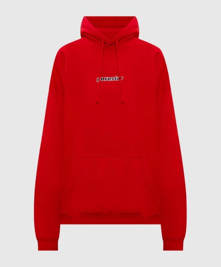 Цей звичайний предмет знову в топі весняних тенденцій.
5