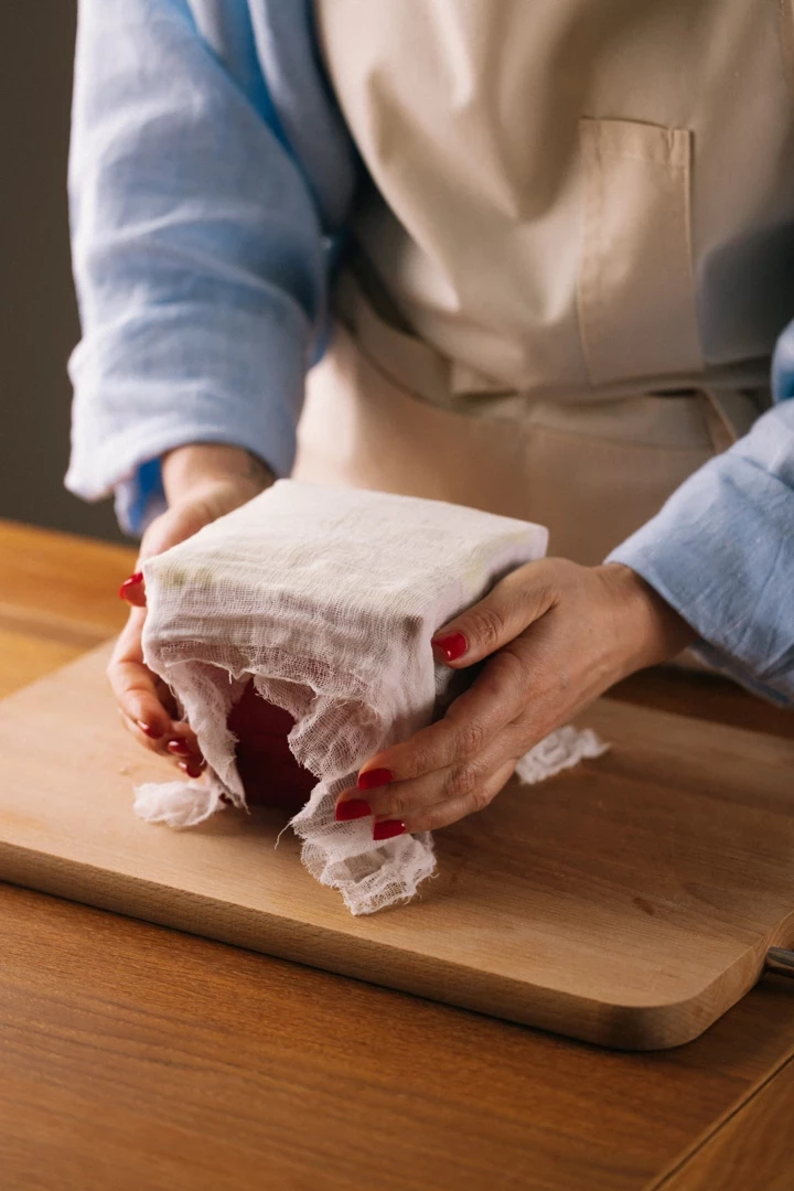 Паска сирна холодна: вражаюча великодня страва
16