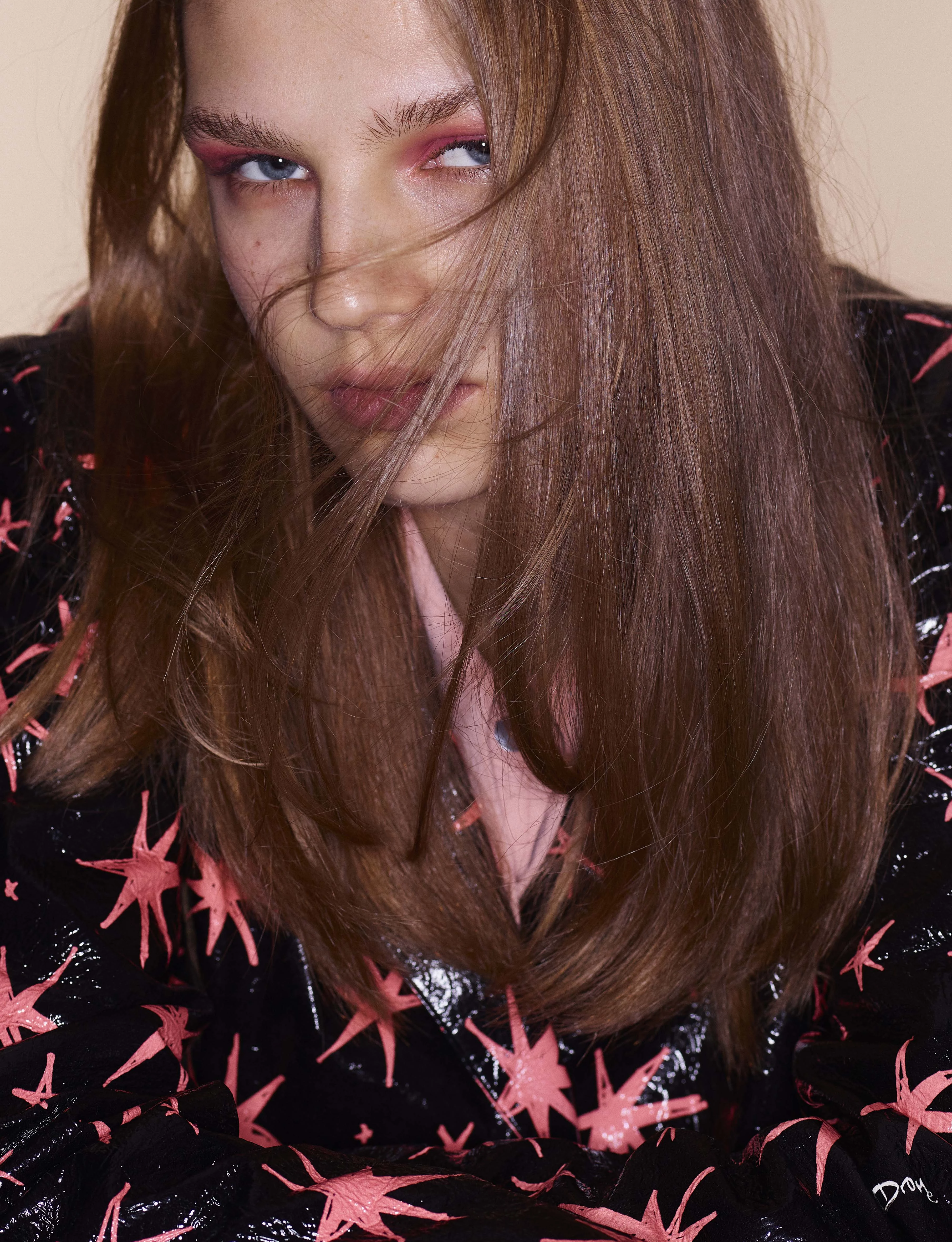 Коли краще мити голову: вранці чи ввечері?
1