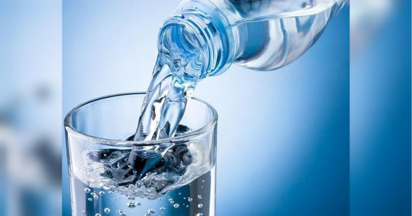 Головна 201 Ранкова вода: ключ до вашого здорового життя