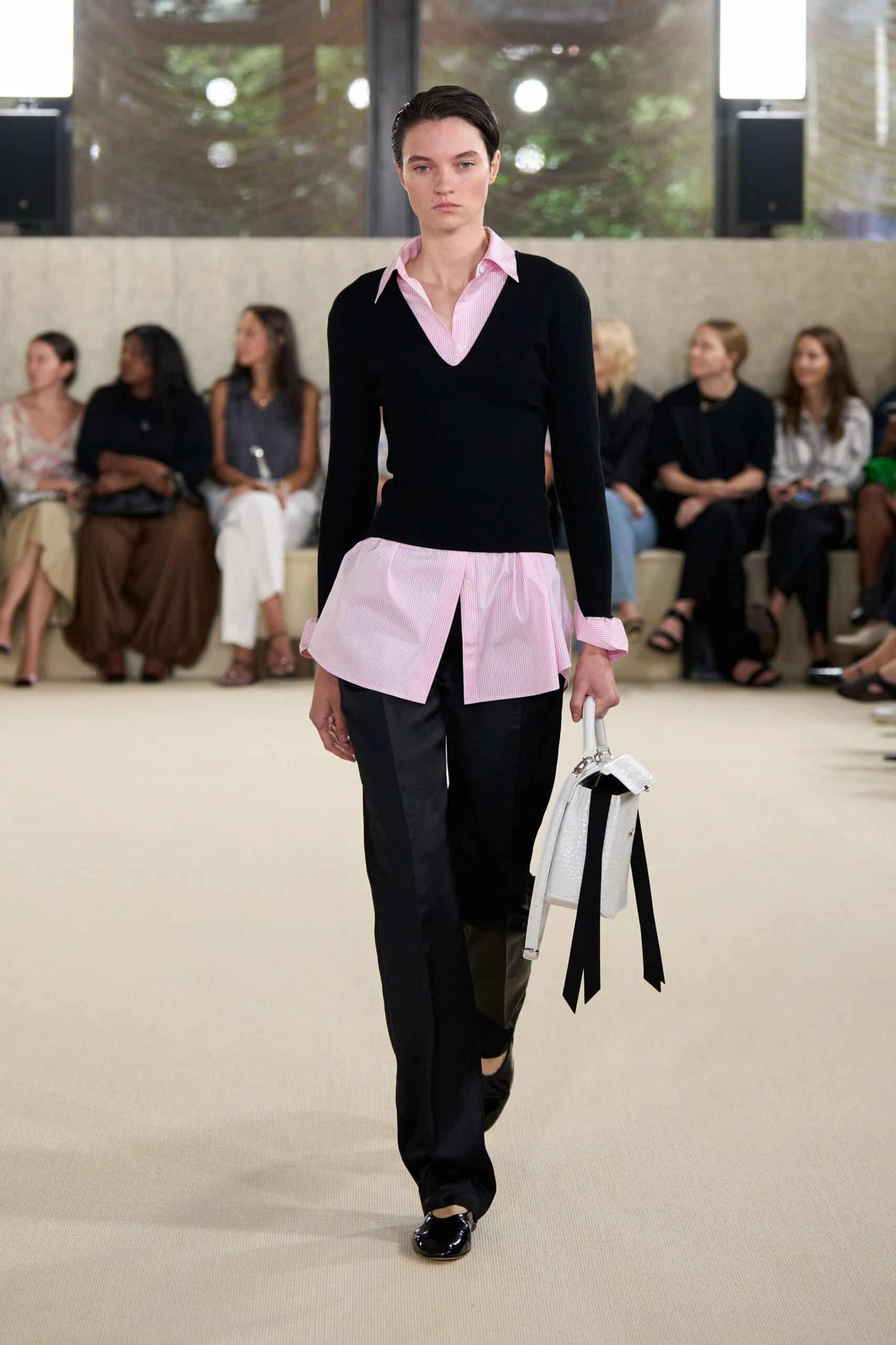 Головна 215 Трендова сорочка весни 2026: не біла база