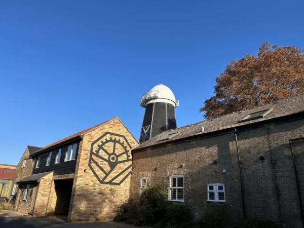 Gutter & Stars (Фото: Gutter & Stars/Instagram)