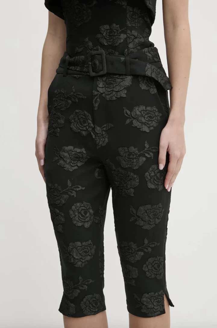 Шість головних must-have речей для весняного гардеробу.
18