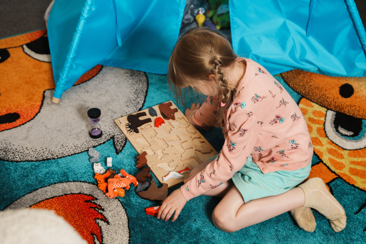 "Спершу подбай про себе — це не самолюбство, а обов'язок": чому психічне здоров'я батьків визначає зростання дитини.
11