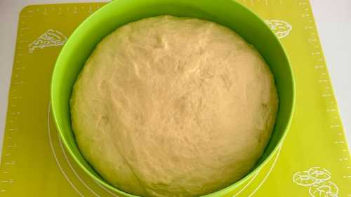 Головна 223 Дріжджове тісто: заморозка без втрати якості – поради для економії часу.