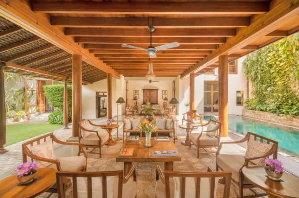 Я живу в «сумнівному та брудному» місті, яке ненавидять інфлюенсери — мені ще ніколи не було веселіше. 17