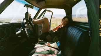 Головна 258 “Ейфорія”, сезон 3: свіжі обличчя та непередбачувані сюжетні колізії.