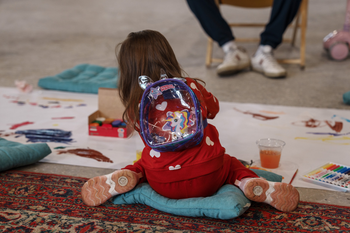 "Спершу подбай про себе — це не самолюбство, а обов'язок": чому психічне здоров'я батьків визначає зростання дитини.
8