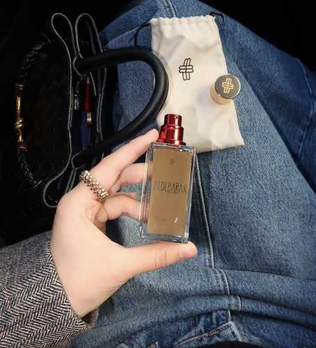 Дорогий і неповторний запах: 6 унікальних парфумів 11 Дорогий і неповторний запах: 6 унікальних парфумів 11