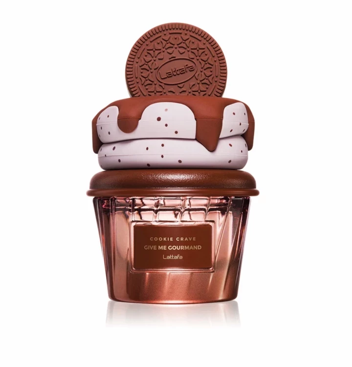 Квіткові аромати відійшли у минуле. Зустрічайте головні парфуми весни 2026.
9