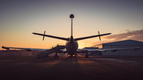 Ковентрі, Велика Британія – 12 жовтня 2022 року: Hawker Siddeley Nimrod MR.2 збережено в аеропорту Ковентрі; Shutterstock ID 2355461317; замовлення_на_продаж: -; завдання: -; клієнт: -; інше: