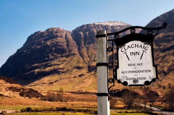 Знак Clachaig Inn, Glencoe, Шотландія