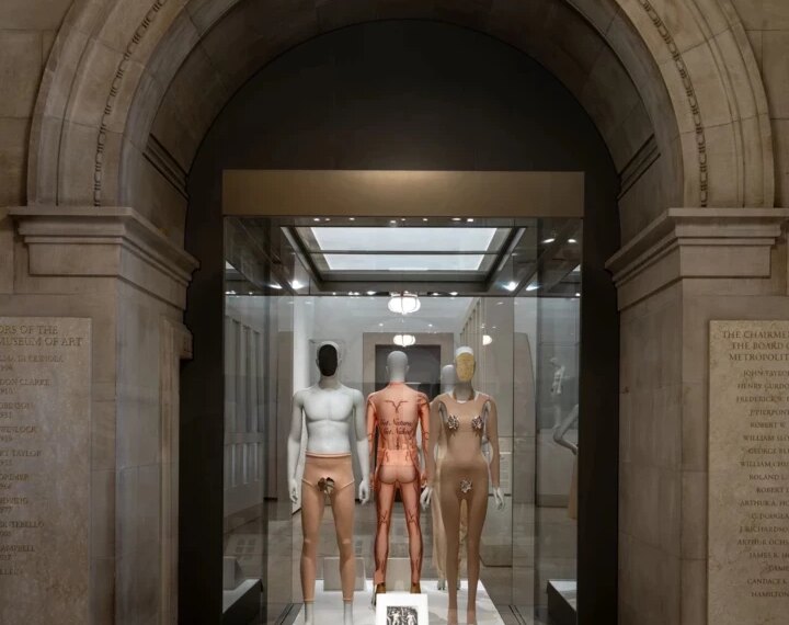 Condé Nast Galleries: новий погляд на світ моди в музеї Метрополітен.