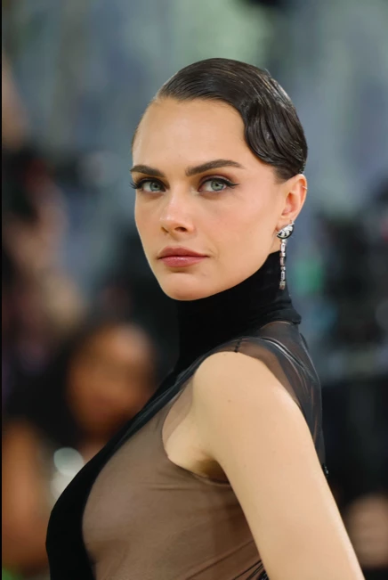 Найкрутіші образи волосся Met Gala 2026: від золотих локонів до гладенької зачіски піксі 7