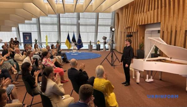 У Раді Європи відбувся концерт 17-річного українського піаніста Гавриїла Сидорика 14