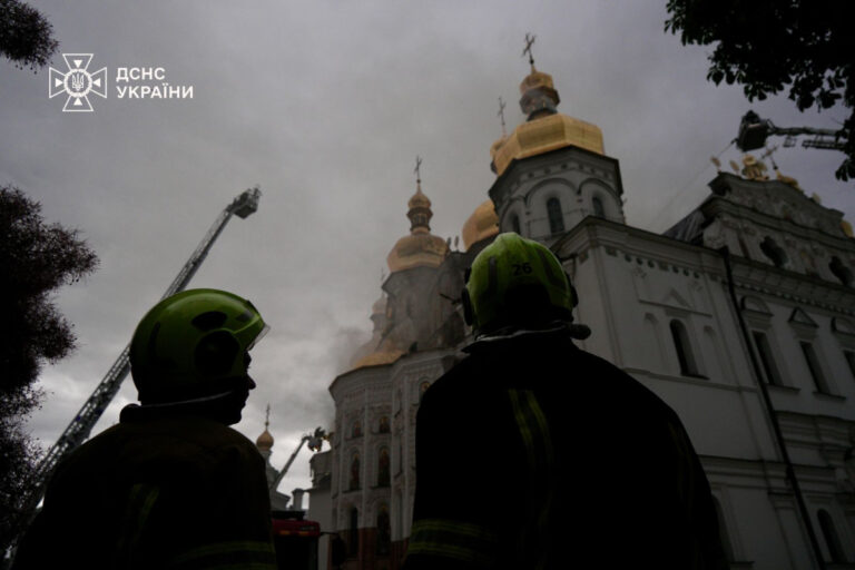 Києво-Печерська лавра, Мистецький арсенал та кіностудія Довженка: культурні об'єкти, постраждалі від російських ударів у ніч на 15 червня. 7